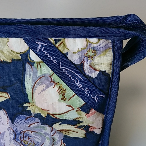 Gloria Vanderbilt Bags Gloria Vanderbilt Cosmetic Bag Poshmark